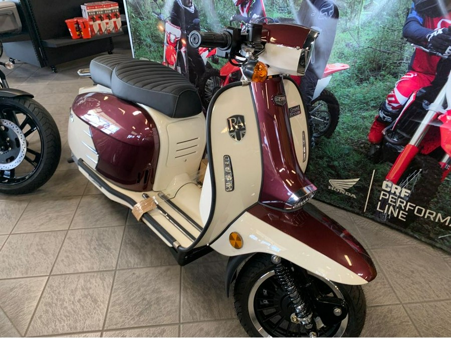 2023 Genuine Scooter Grand Prix 300S