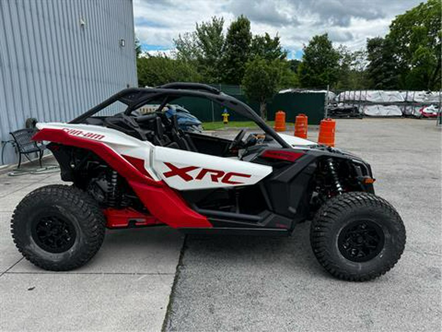 2025 Can-Am Maverick X3 X RC Turbo RR 64
