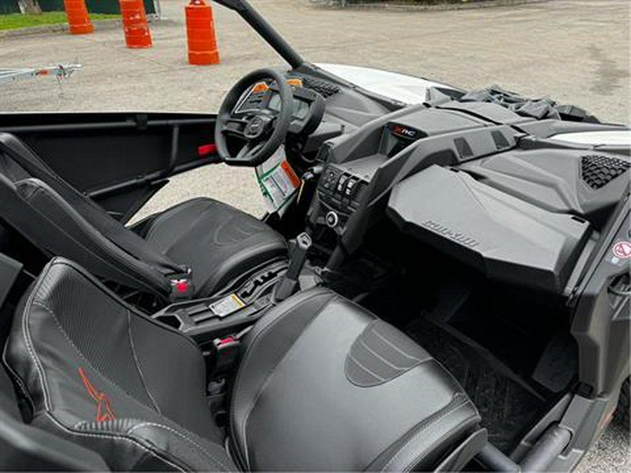 2025 Can-Am Maverick X3 X RC Turbo RR 64