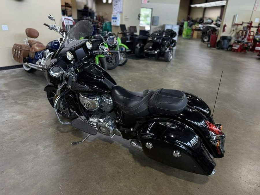 2017 Indian Motorcycle® Chieftain® Limited Thunder Black