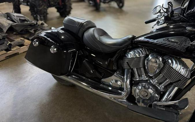 2017 Indian Motorcycle® Chieftain® Limited Thunder Black
