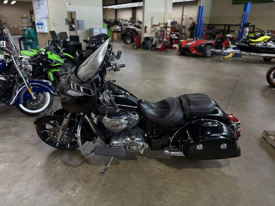 2017 Indian Motorcycle® Chieftain® Limited Thunder Black
