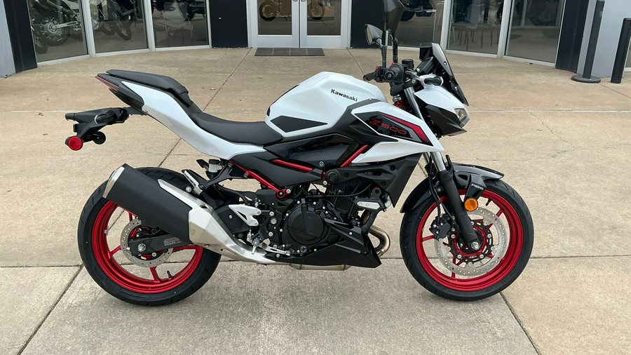 2026 Kawasaki Z500 SE ABS