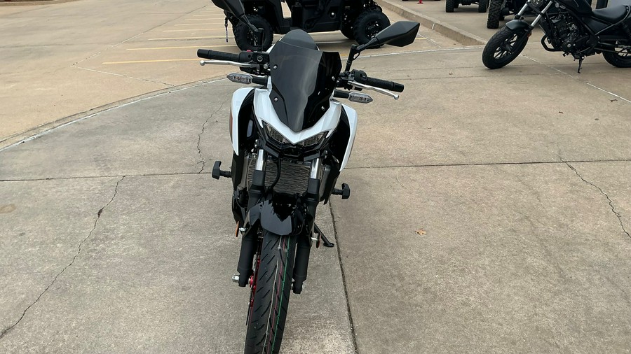 2026 Kawasaki Z500 SE ABS