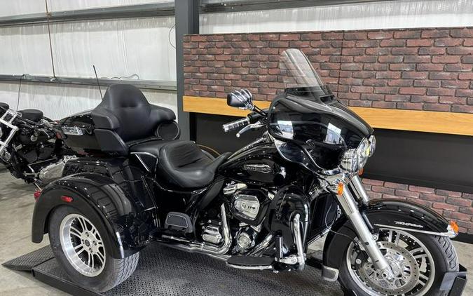 2019 Harley-Davidson® FLHTCUTG - Tri Glide® Ultra