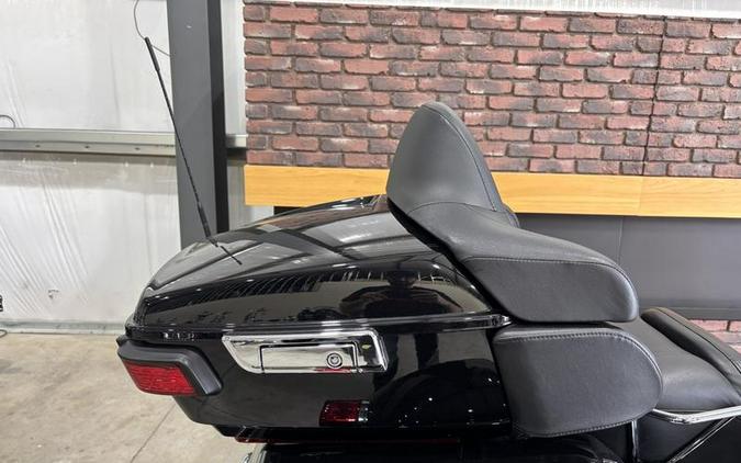 2019 Harley-Davidson® FLHTCUTG - Tri Glide® Ultra