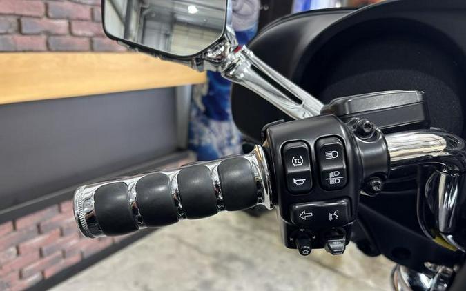 2019 Harley-Davidson® FLHTCUTG - Tri Glide® Ultra