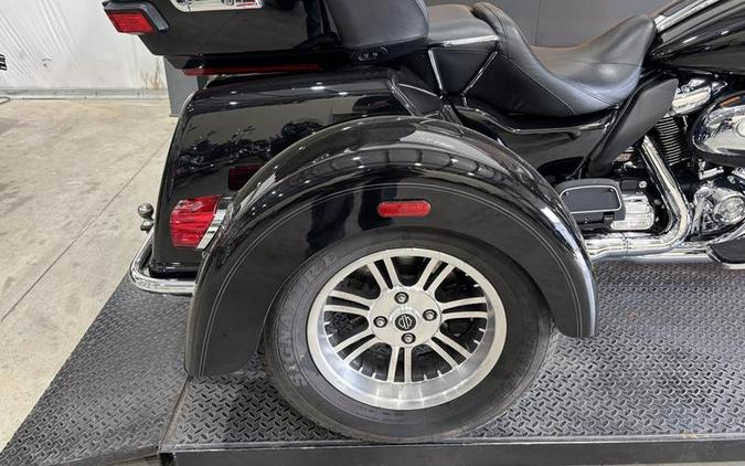 2019 Harley-Davidson® FLHTCUTG - Tri Glide® Ultra