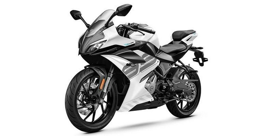 2026 300SS - CFMOTO