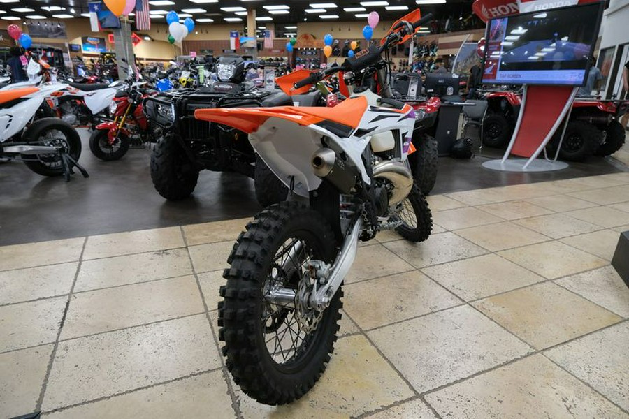 New 2024 KTM 300 XC ORANGE