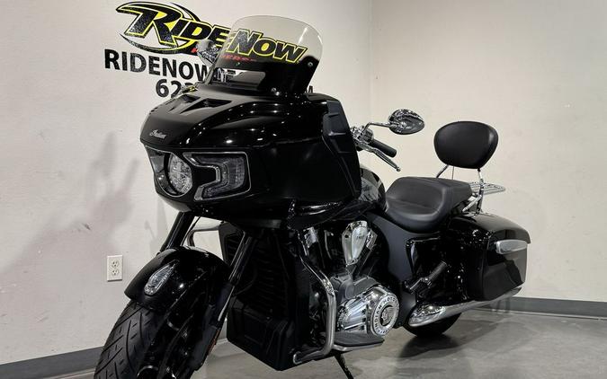 2022 Indian Motorcycle® Challenger® Limited Black Metallic