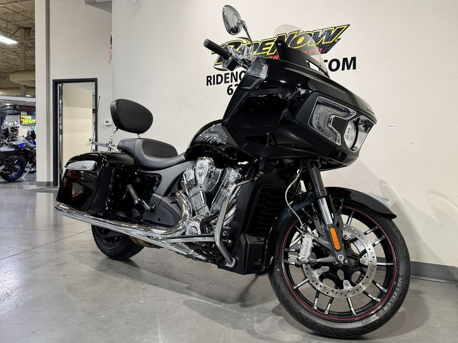 2022 Indian Motorcycle® Challenger® Limited Black Metallic
