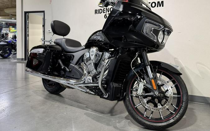 2022 Indian Motorcycle® Challenger® Limited Black Metallic