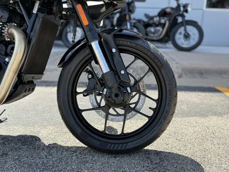 2026 Triumph Thruxton