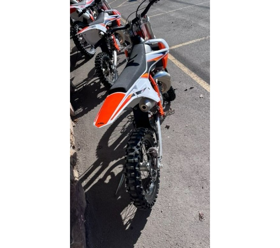 2022 KTM 85 SX 19/16