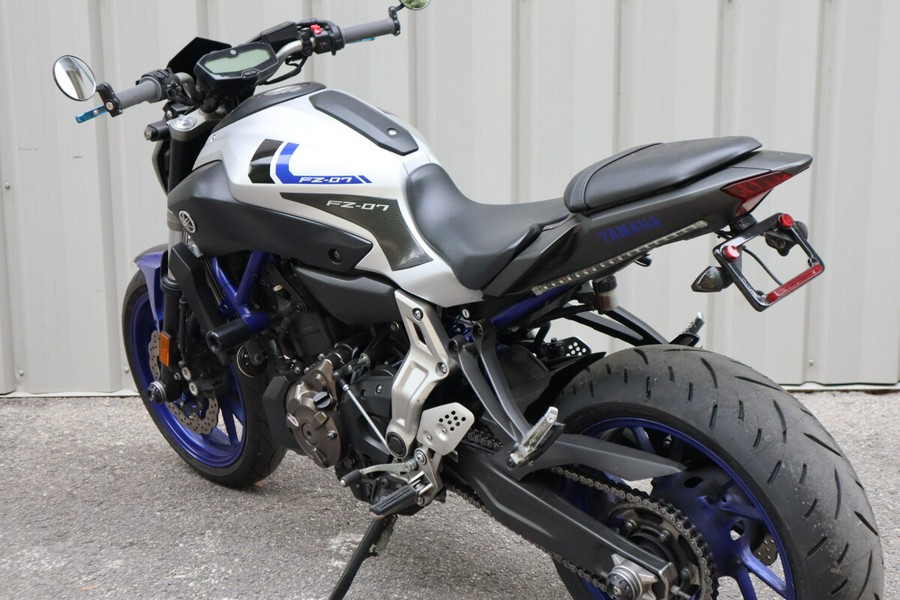 2016 Yamaha FZ-07