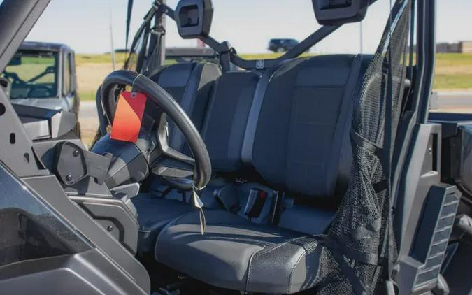 2026 CAN-AM DEFENDER XT HD11 WITH 1025 INCH TOUCHSCREEN