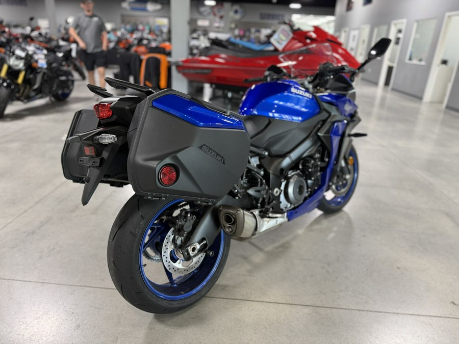 2025 Suzuki GSX-S 1000 GT+