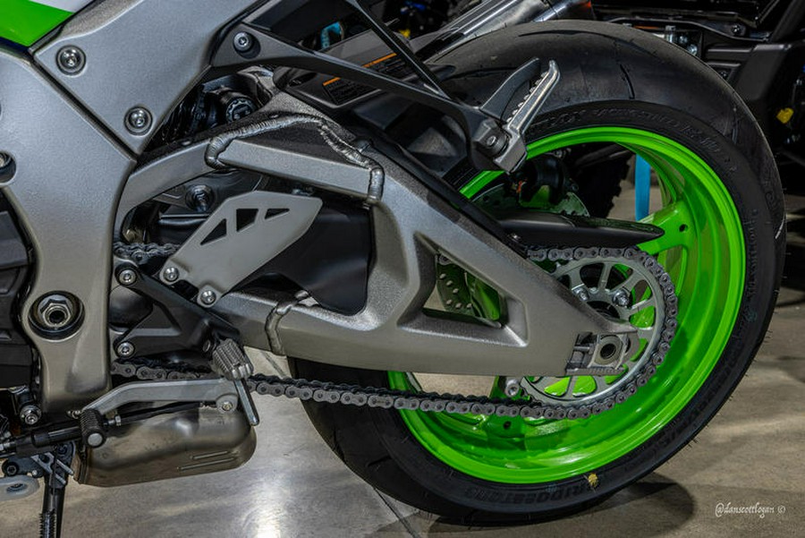 2024 Kawasaki Ninja® ZX™-10R 40th Anniversary Edition ABS