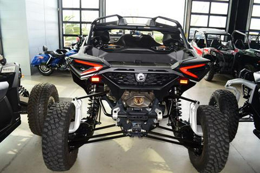 2024 Can-Am Maverick R X RS