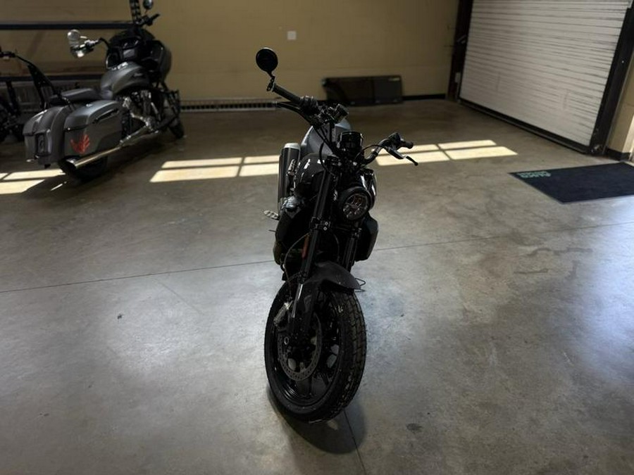 2019 Indian Motorcycle® FTR™ 1200 Thunder Black