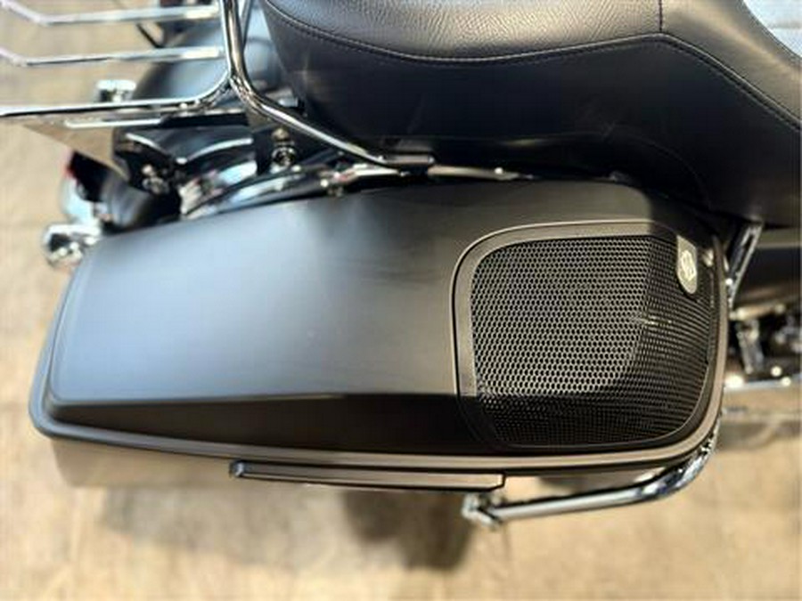 2022 Harley-Davidson Street Glide® Special