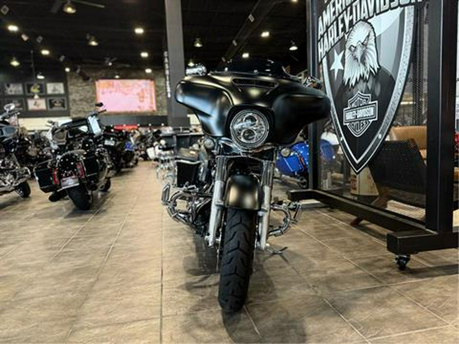 2022 Harley-Davidson Street Glide® Special