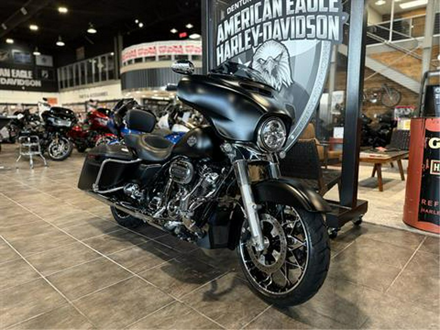 2022 Harley-Davidson Street Glide® Special