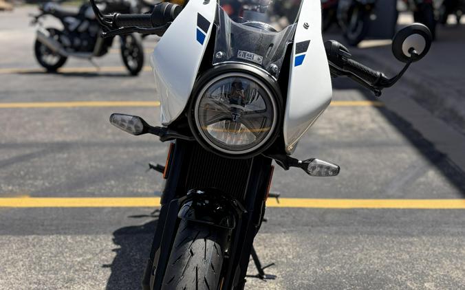 2026 Triumph Thruxton