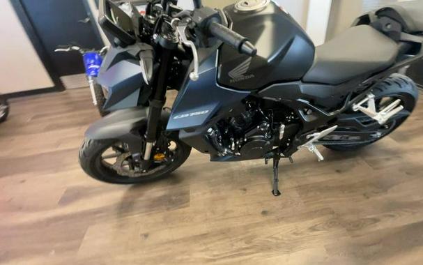 2026 Honda® CB750 Hornet E-Clutch