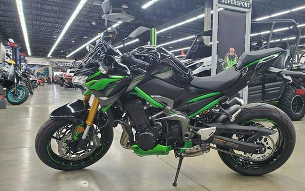 2024 Kawasaki Z900 SE