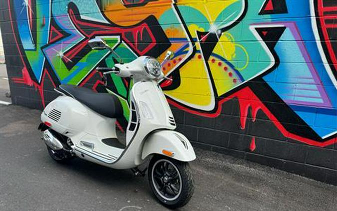 2024 Vespa GTS Super 300