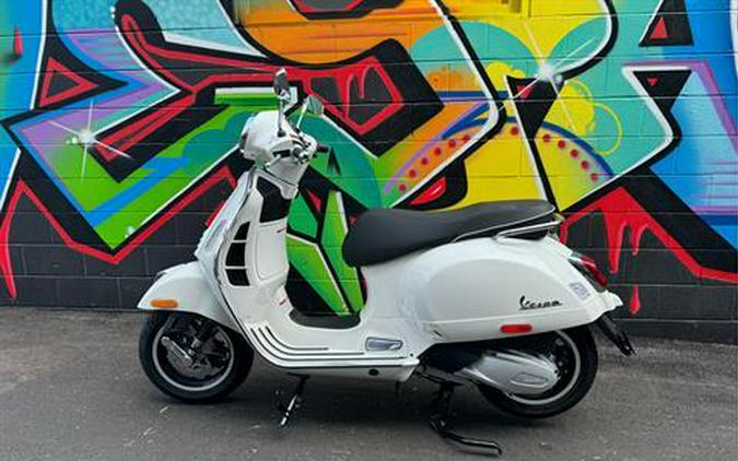 2024 Vespa GTS Super 300