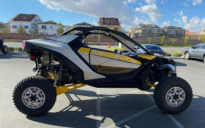 2024 Can-Am Maverick R