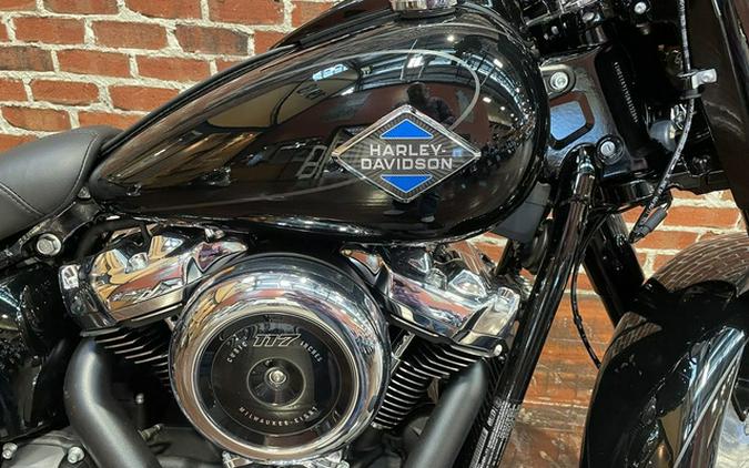 2025 Harley-Davidson Softail FLHC - Heritage Classic