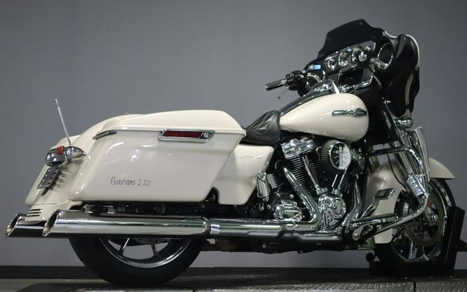 2022 Harley-Davidson Street Glide FLHX