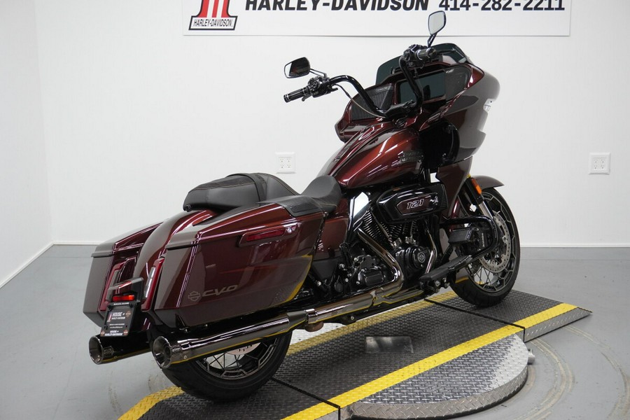 2024 Harley-Davidson® CVO™ Road Glide® Copperhead