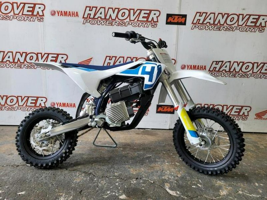 2021 Husqvarna® EE 5