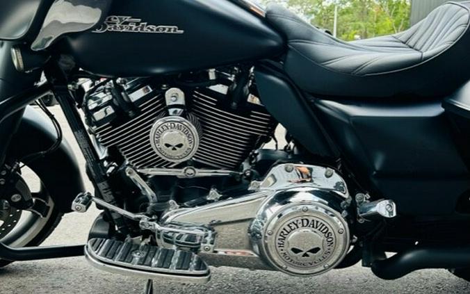 2016 Harley-Davidson® Street Glide Special