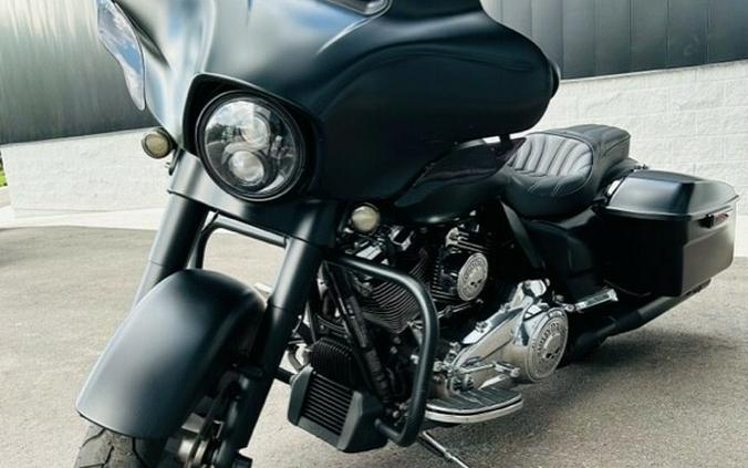 2016 Harley-Davidson® Street Glide Special