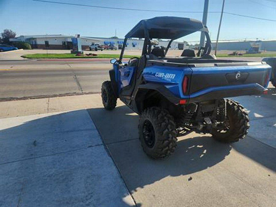 2023 Can-Am Commander XT 700