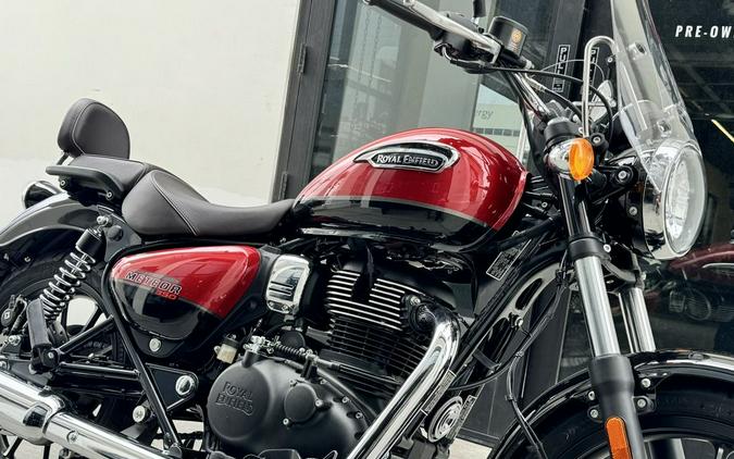 2023 Royal Enfield Meteor 350 Supernova Red