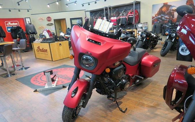 2025 Indian Motorcycle Chieftain® Dark Horse®