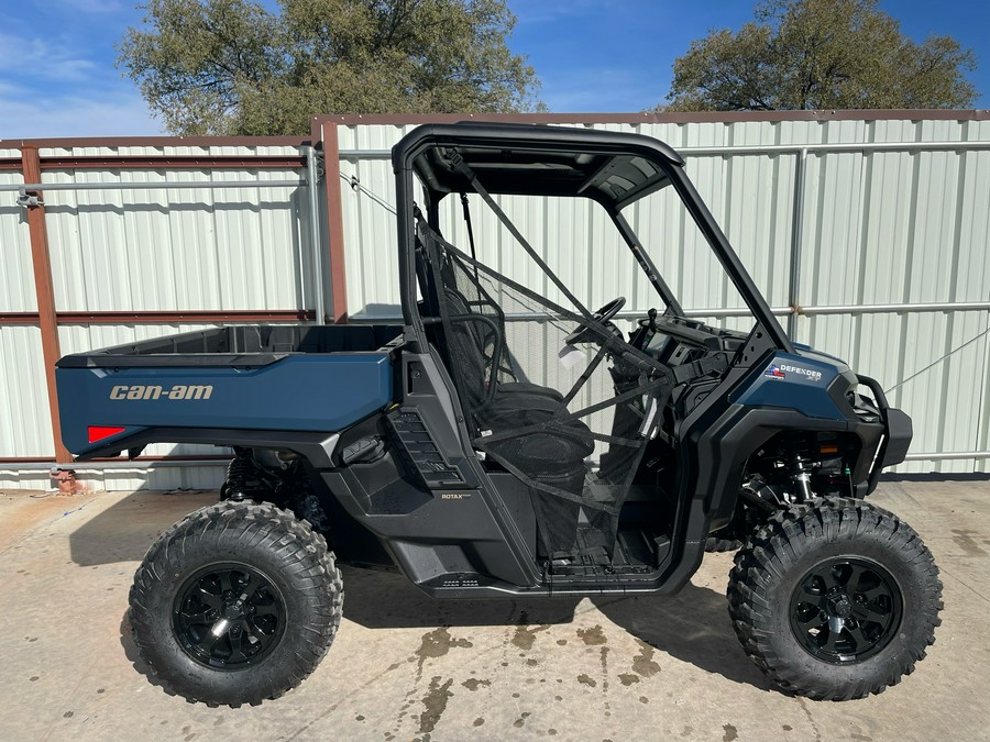 2026 Can-Am Defender XT HD11 with 10.25 in. touchscreen display