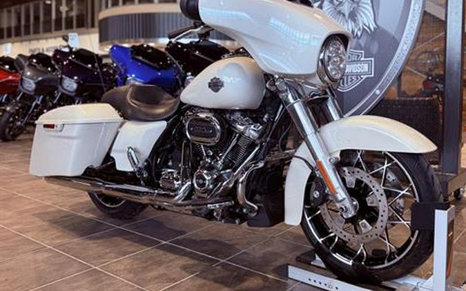 2022 Harley-Davidson Street Glide® Special