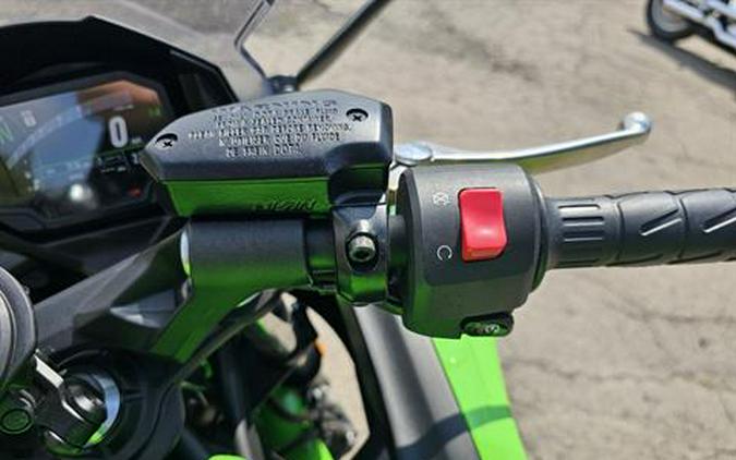 2025 Kawasaki Ninja® 650 KRT Edition ABS
