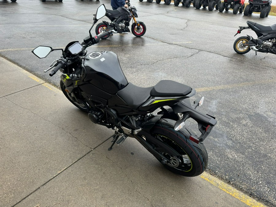 2024 Kawasaki Z900 ABS