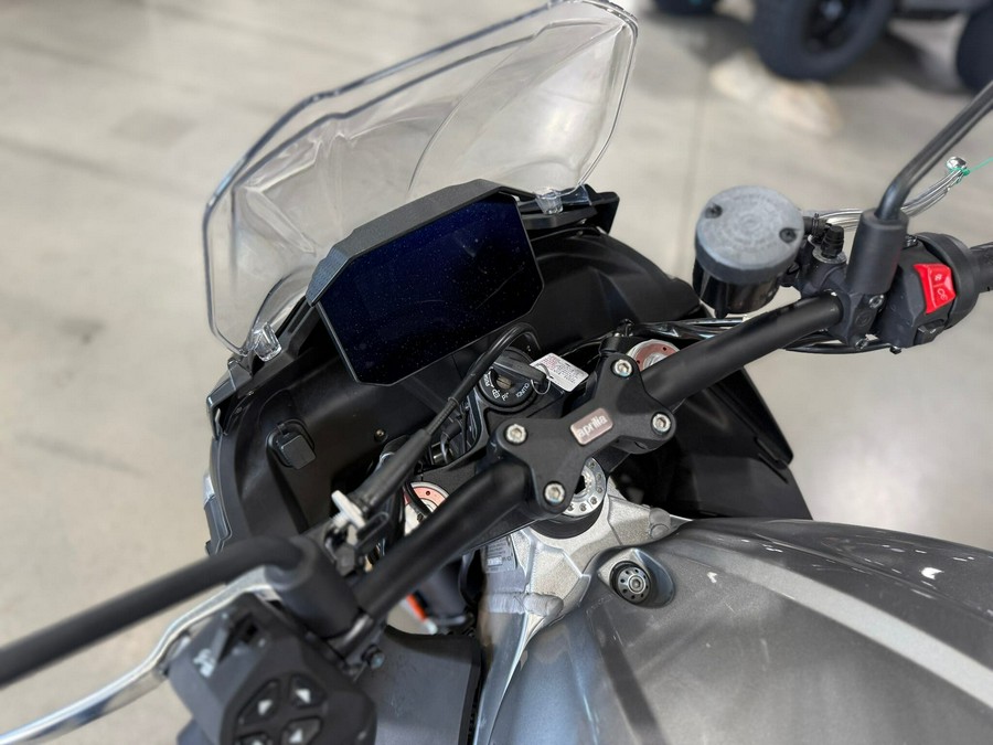 2022 Aprilia Tuono V4 1100