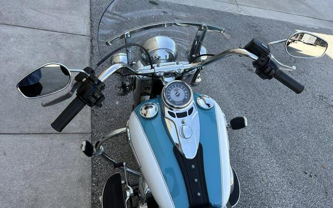 2017 Harley-Davidson® FLSTC - Heritage Softail® Classic