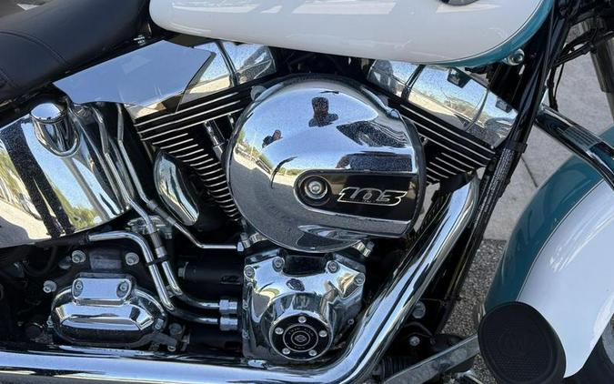2017 Harley-Davidson® FLSTC - Heritage Softail® Classic